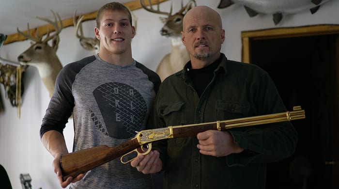 Leighton Vander Esch and his father, Darwin.